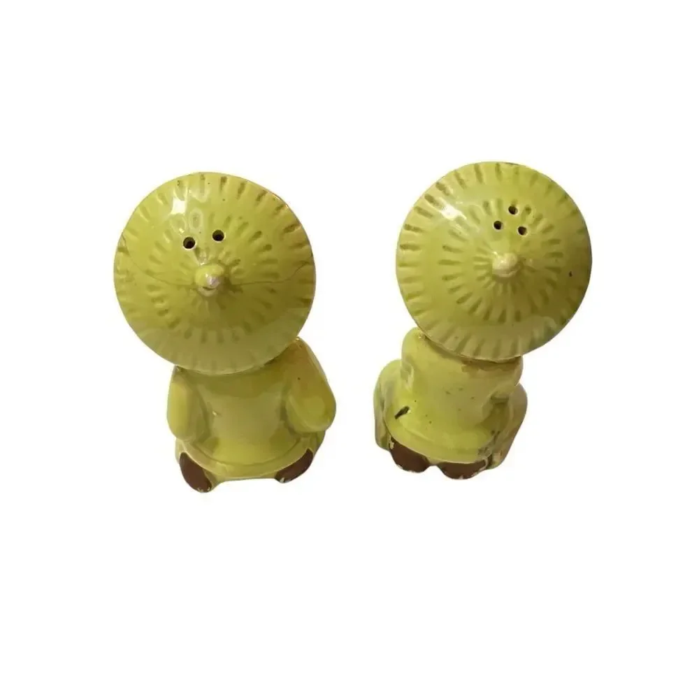 Vintage 1940’s Chinese Boy/Girl Salt & Pepper Shakers